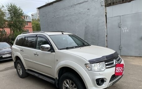 Mitsubishi Pajero Sport II рестайлинг, 2013 год, 2 550 000 рублей, 4 фотография