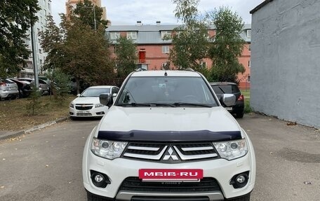 Mitsubishi Pajero Sport II рестайлинг, 2013 год, 2 550 000 рублей, 2 фотография