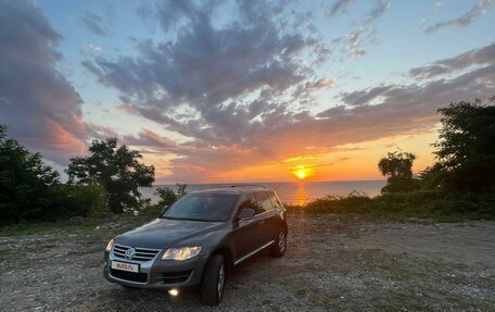 Volkswagen Touareg III, 2009 год, 1 350 000 рублей, 3 фотография