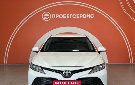 Toyota Camry, 2018 год, 2 319 000 рублей, 2 фотография