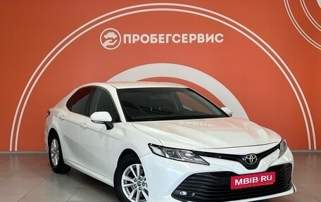 Toyota Camry, 2018 год, 2 319 000 рублей, 3 фотография