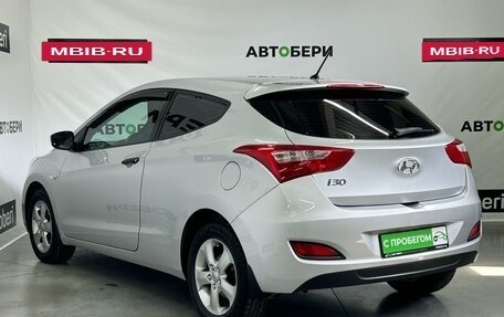 Hyundai i30 II рестайлинг, 2014 год, 900 000 рублей, 10 фотография