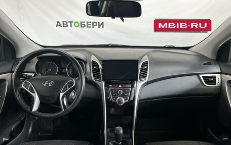 Hyundai i30 II рестайлинг, 2014 год, 900 000 рублей, 12 фотография