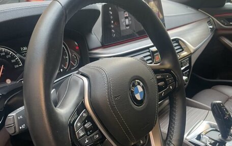 BMW 5 серия, 2018 год, 3 700 000 рублей, 11 фотография