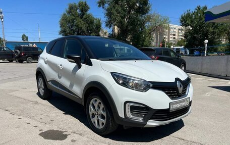 Renault Kaptur I рестайлинг, 2016 год, 1 450 000 рублей, 3 фотография
