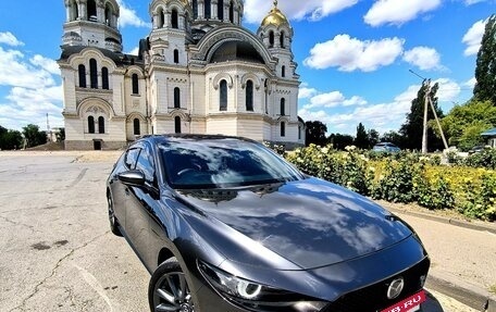 Mazda 3, 2019 год, 2 000 000 рублей, 2 фотография