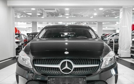 Mercedes-Benz A-Класс, 2016 год, 1 995 000 рублей, 2 фотография