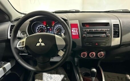 Mitsubishi Outlander III рестайлинг 3, 2012 год, 1 360 000 рублей, 12 фотография