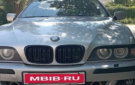 BMW 5 серия, 2000 год, 1 250 000 рублей, 2 фотография