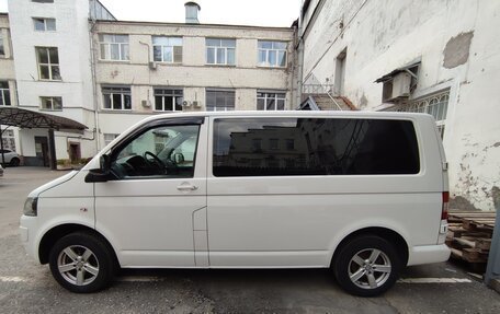 Volkswagen Transporter T5 рестайлинг, 2013 год, 1 765 000 рублей, 1 фотография