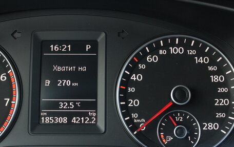 Volkswagen Jetta VI, 2011 год, 919 000 рублей, 13 фотография