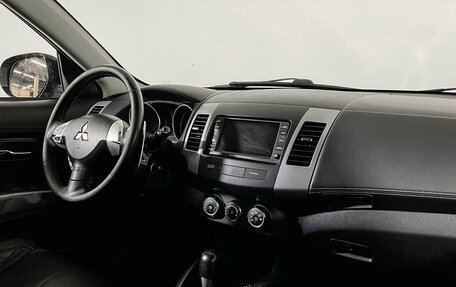 Mitsubishi Outlander III рестайлинг 3, 2012 год, 1 297 000 рублей, 9 фотография