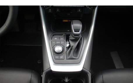 Toyota RAV4, 2024 год, 6 350 000 рублей, 11 фотография