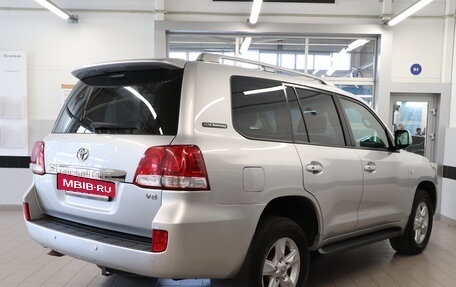 Toyota Land Cruiser 200, 2011 год, 3 200 000 рублей, 5 фотография