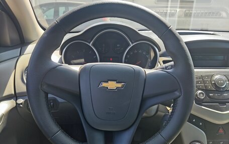 Chevrolet Cruze II, 2010 год, 730 000 рублей, 7 фотография