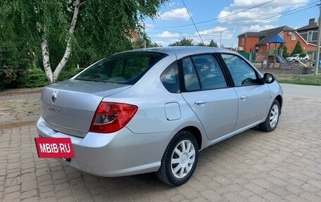 Renault Symbol, 2011 год, 600 000 рублей, 11 фотография