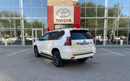 Toyota Land Cruiser Prado 150 рестайлинг 2, 2019 год, 6 500 000 рублей, 7 фотография