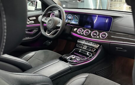 Mercedes-Benz E-Класс, 2016 год, 3 350 000 рублей, 8 фотография