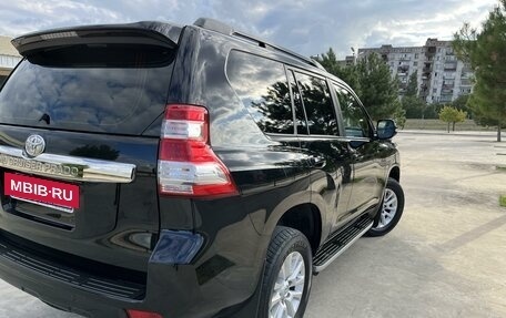 Toyota Land Cruiser Prado 150 рестайлинг 2, 2015 год, 4 750 000 рублей, 4 фотография