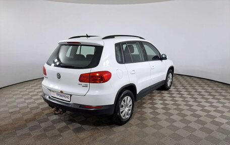 Volkswagen Tiguan I, 2015 год, 1 517 000 рублей, 5 фотография