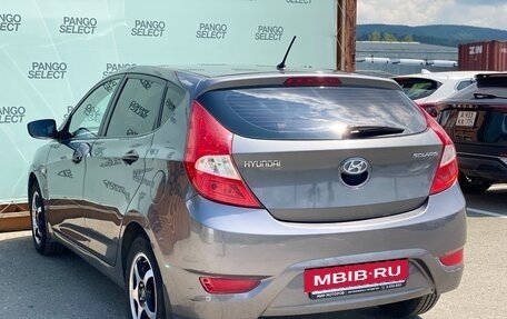 Hyundai Solaris II рестайлинг, 2013 год, 880 000 рублей, 9 фотография