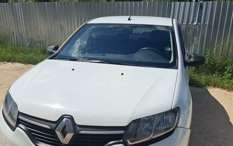 Renault Logan II, 2018 год, 735 000 рублей, 1 фотография