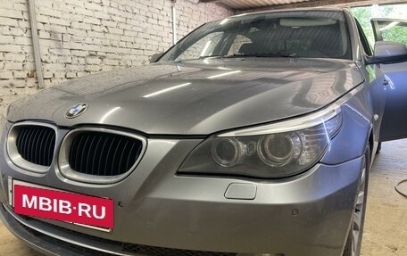 BMW 5 серия, 2008 год, 970 000 рублей, 6 фотография