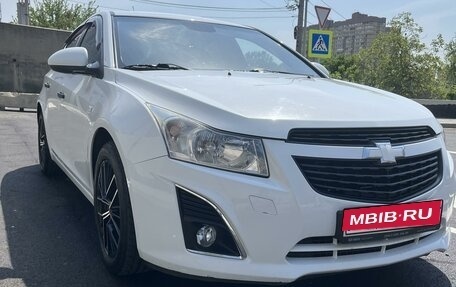 Chevrolet Cruze II, 2012 год, 990 000 рублей, 4 фотография