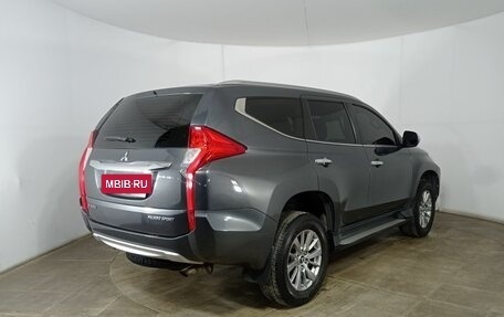 Mitsubishi Pajero Sport III рестайлинг, 2018 год, 3 320 000 рублей, 5 фотография