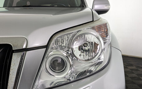 Toyota Land Cruiser Prado 150 рестайлинг 2, 2013 год, 3 100 000 рублей, 11 фотография