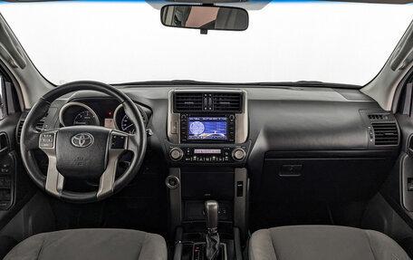 Toyota Land Cruiser Prado 150 рестайлинг 2, 2013 год, 3 100 000 рублей, 14 фотография
