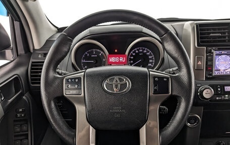 Toyota Land Cruiser Prado 150 рестайлинг 2, 2013 год, 3 100 000 рублей, 21 фотография