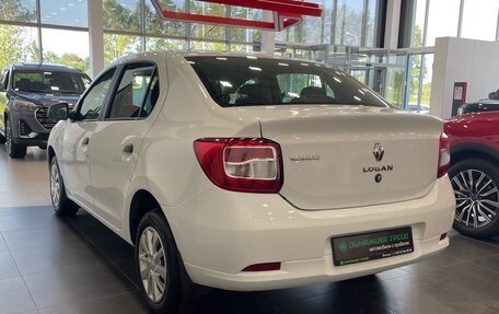 Renault Logan II, 2016 год, 810 000 рублей, 4 фотография