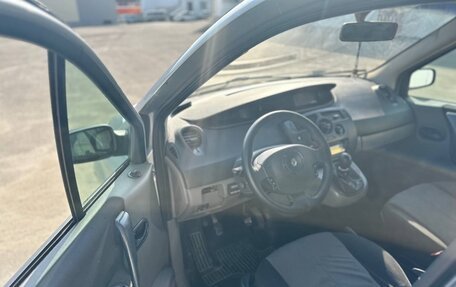 Renault Scenic III, 2005 год, 300 000 рублей, 7 фотография