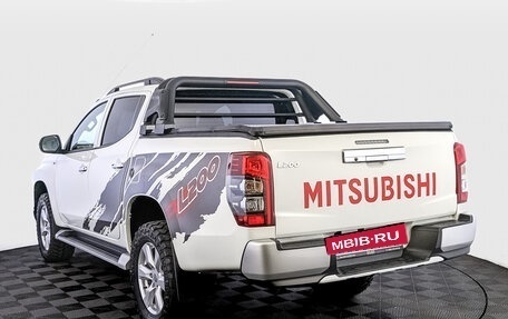 Mitsubishi L200 IV рестайлинг, 2022 год, 4 345 000 рублей, 7 фотография