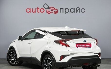 Toyota C-HR I рестайлинг, 2017 год, 2 219 000 рублей, 5 фотография