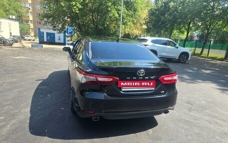 Toyota Camry, 2019 год, 3 550 000 рублей, 2 фотография