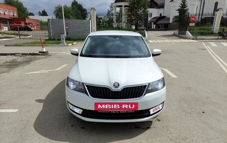 Skoda Rapid I, 2017 год, 1 450 000 рублей, 2 фотография