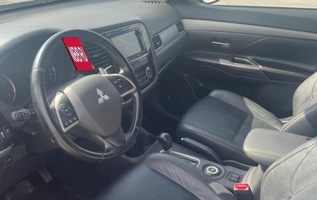 Mitsubishi Outlander III рестайлинг 3, 2012 год, 1 429 000 рублей, 7 фотография