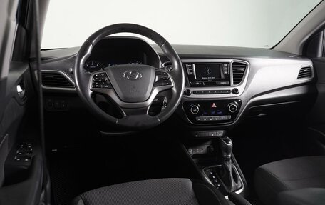 Hyundai Solaris II рестайлинг, 2018 год, 1 679 000 рублей, 6 фотография