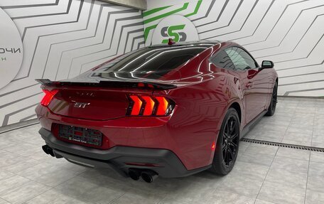 Ford Mustang VI рестайлинг, 2023 год, 9 900 000 рублей, 2 фотография