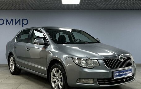 Skoda Superb III рестайлинг, 2012 год, 1 285 000 рублей, 3 фотография