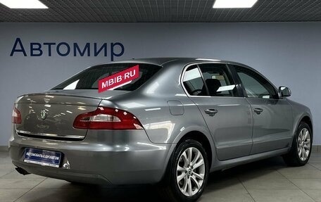 Skoda Superb III рестайлинг, 2012 год, 1 285 000 рублей, 5 фотография