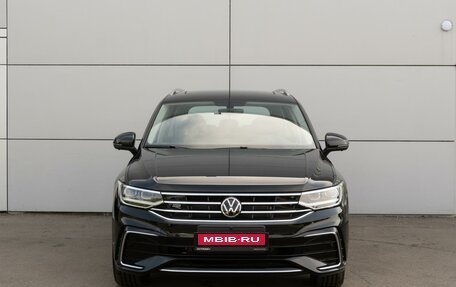 Volkswagen Tiguan II, 2023 год, 5 145 000 рублей, 3 фотография