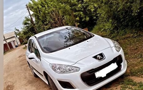 Peugeot 308 II, 2012 год, 680 000 рублей, 2 фотография