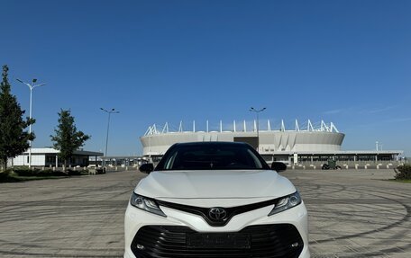 Toyota Camry, 2020 год, 3 300 000 рублей, 2 фотография