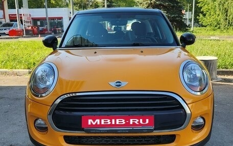 MINI Hatch, 2017 год, 2 500 000 рублей, 2 фотография