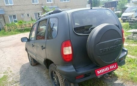 Chevrolet Niva I рестайлинг, 2006 год, 330 000 рублей, 5 фотография