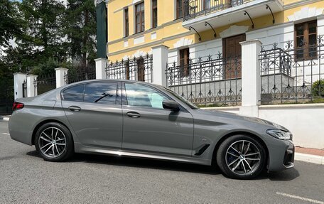 BMW 5 серия, 2021 год, 6 450 000 рублей, 2 фотография