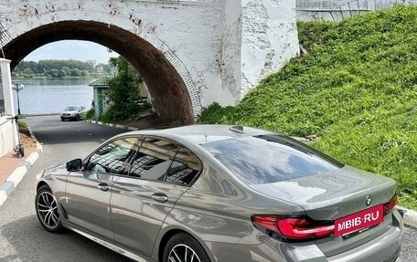 BMW 5 серия, 2021 год, 6 450 000 рублей, 3 фотография